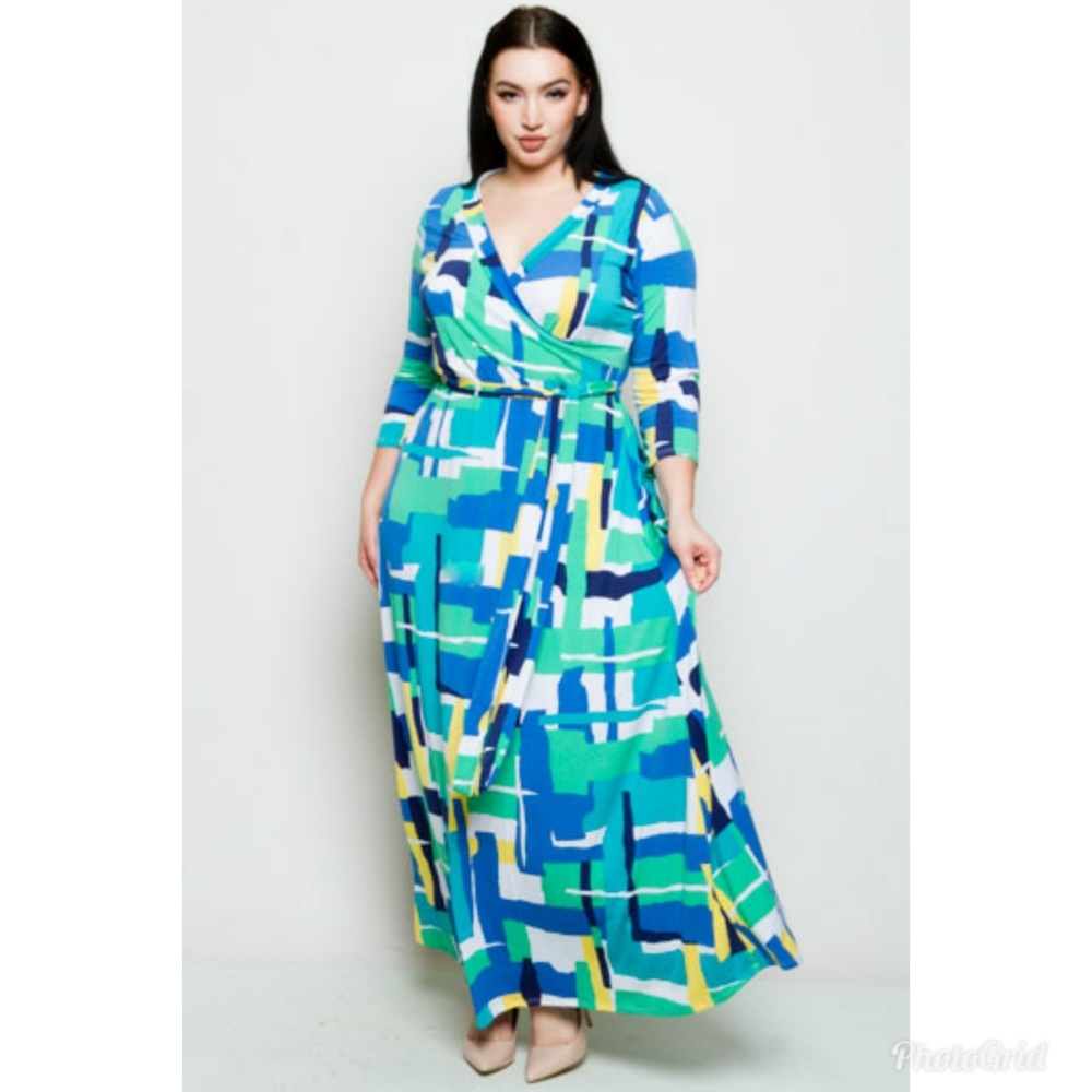 PLUS FRONT TIE V NECK MAXI DRESS - Picture 2 of 5